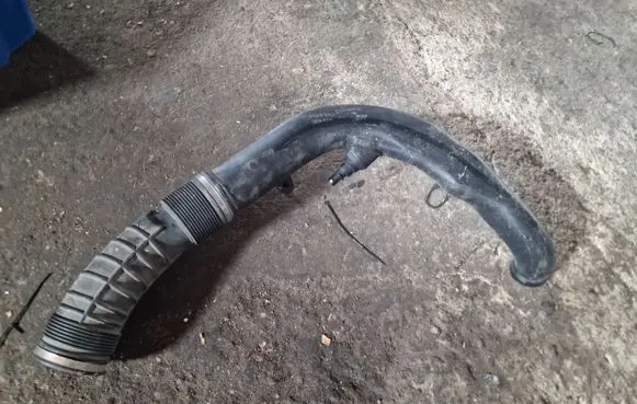 Volvo S80 Intercooler hose/pipe 72109999