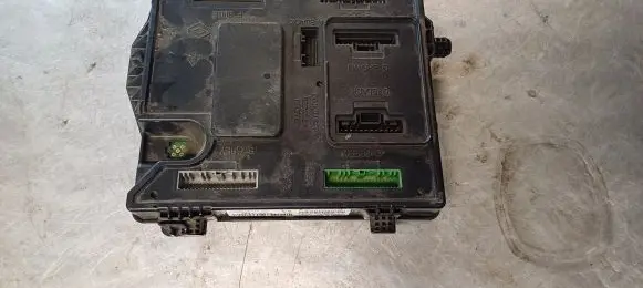 Renault Megane III Comfort/convenience module 284B17882R