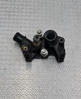 Ford Fiesta Thermostat housing 7M5G8K556