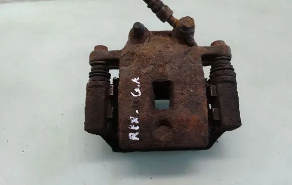 Rear brake caliper