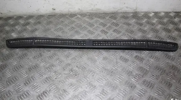 Honda CR-V Wiper trim 