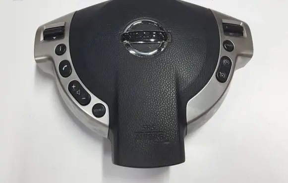 Nissan Qashqai Steering wheel airbag 