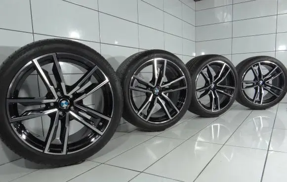 R19 alloy rim