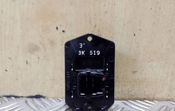 Toyota Verso Heater blower motor/fan resistor