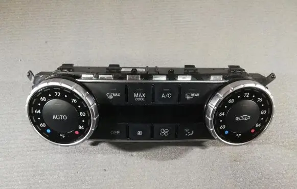 Mercedes-Benz C W204 Climate control unit A2049000915