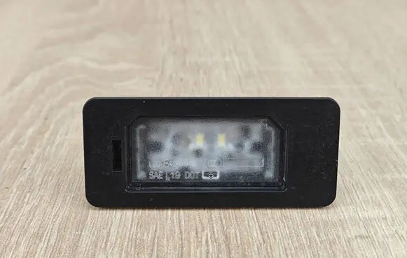 BMW 4 G22 G23 G24 G26 Number plate light 9481841