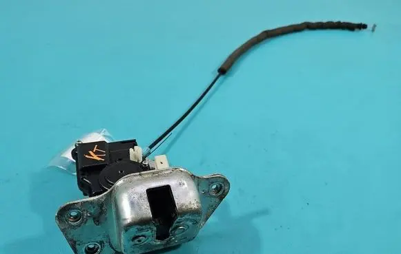 Dodge Caravan Tailgate/trunk/boot lock/catch/latch IMPRK1536776