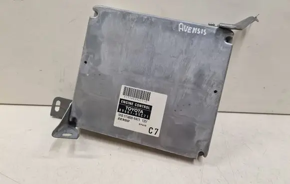 Toyota Avensis T250 Engine control unit/module 8966105C71 1758009411 MB1758009411