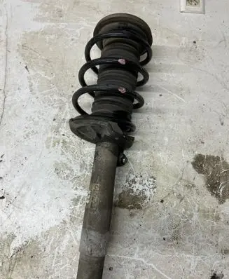 BMW 7 E65 E66 Front shock absorber with coil spring 6765068 105413