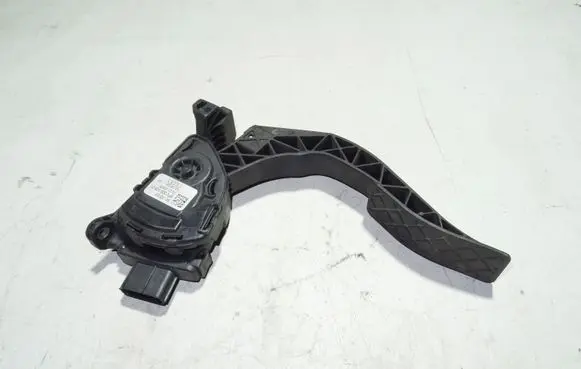 Audi A6 S6 C6 4F Accelerator throttle pedal 6PV00950501 8K1723523