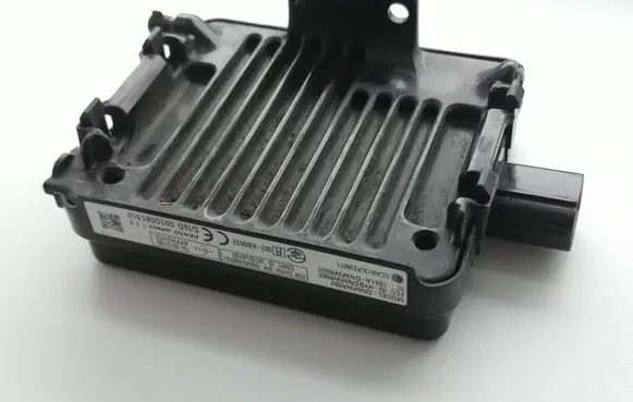 Toyota Prius+ (ZVW40) Distronic sensor radar 1551ADNMWR007 0010085302 8821047070