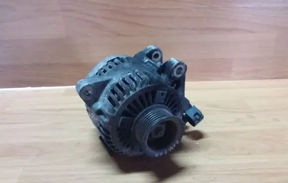 Toyota RAV 4 (XA20) Generator/alternator 2706028090 0780