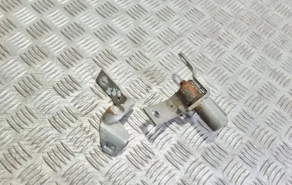 Front door hinge set