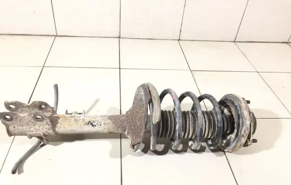 Nissan X-Trail T30 Rear shock absorber with coil spring 