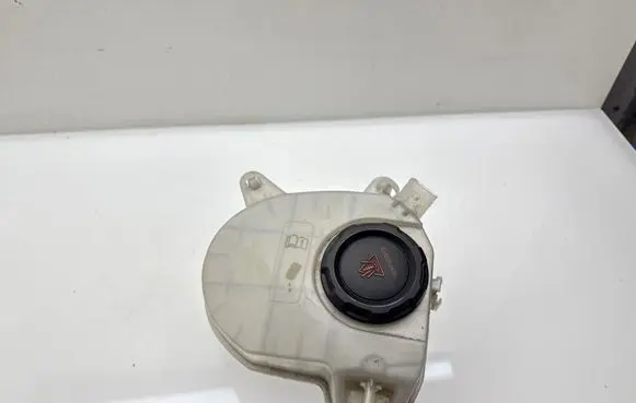 Cupra Formentor Coolant expansion tank/reservoir 5WA121407F