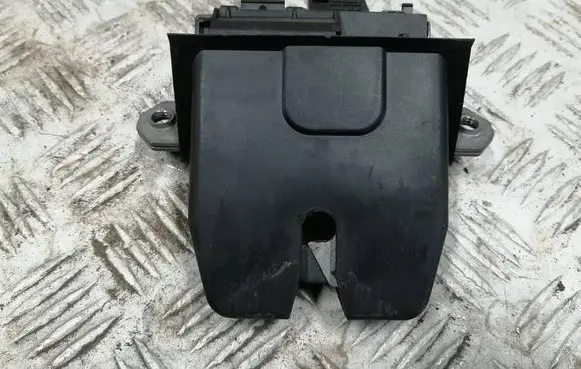 Ford Focus Tailgate/trunk/boot lock/catch/latch 8M51P442A65CB 086389650 1048020561135