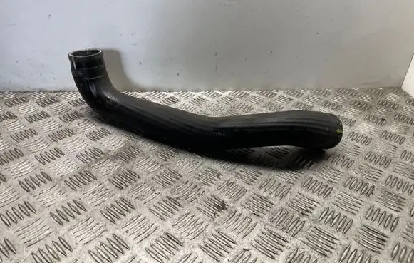 Toyota Avensis T270 Intercooler hose/pipe 173430X010