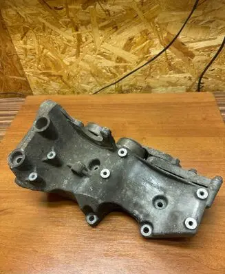 Audi A6 S6 C6 4F Generator/alternator bracket 06B903143L