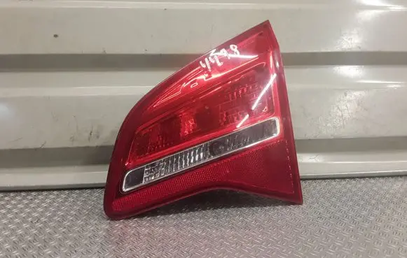 Opel Meriva B Tailgate rear/tail lights 13260841