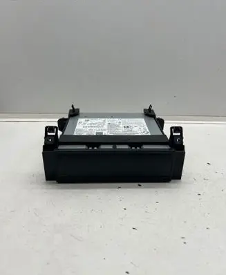 Volkswagen Golf VIII Radio/CD/DVD/GPS head unit 5H0035816D
