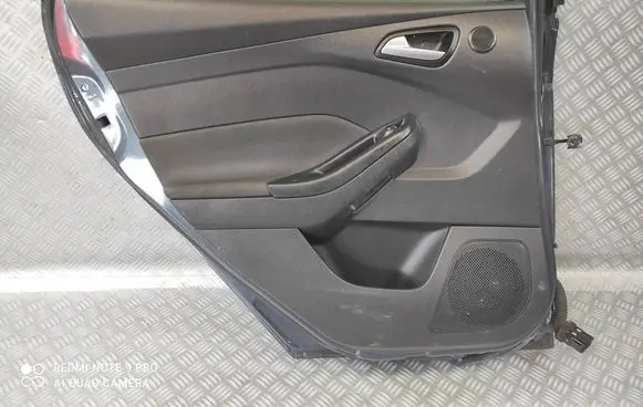Ford Focus Coupe rear side trim panel 