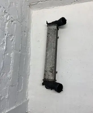 BMW 1 E81 E87 Intercooler radiator 3093796 3213329