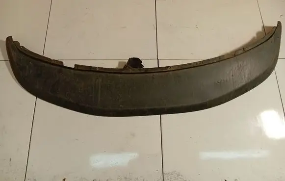Volkswagen Polo IV 9N3 Front bumper lip 6q0805903B