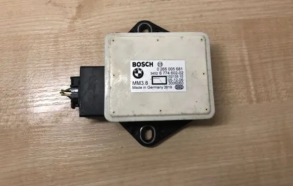 BMW 5 E60 E61 ESP (stability system) control unit 0265005681 677460202