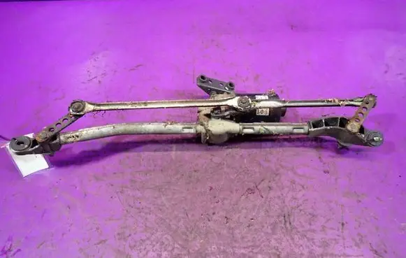 Opel Astra G Front wiper linkage and motor 