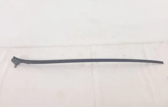 Volkswagen Golf V Windshield trim 1K0854319G