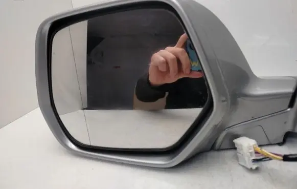 Honda CR-V Front door electric wing mirror 44R24