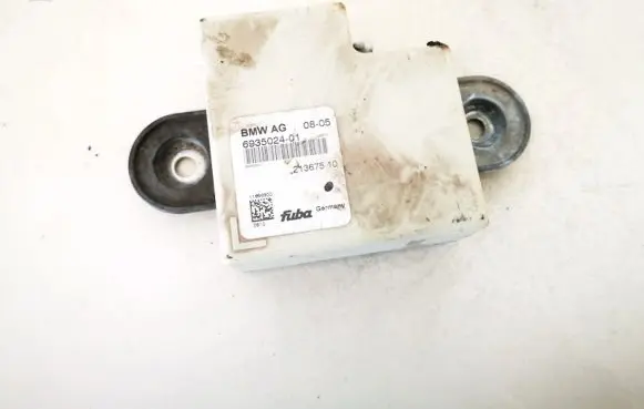 BMW 3 E46 Antenna control unit 693502401 6935024-01