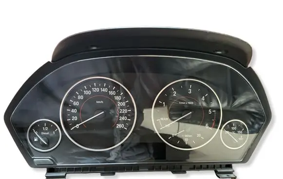 BMW 3 GT F34 Speedometer (instrument cluster) 17649411