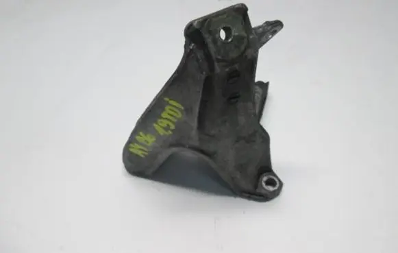 Audi A4 S4 B6 8E 8H Engine mounting bracket 8E0399114H