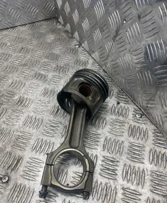 Piston with connecting rod