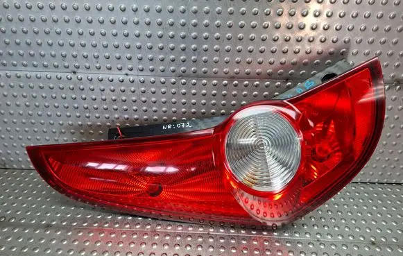 Opel Agila B Rear/tail lights S27639072 89071590