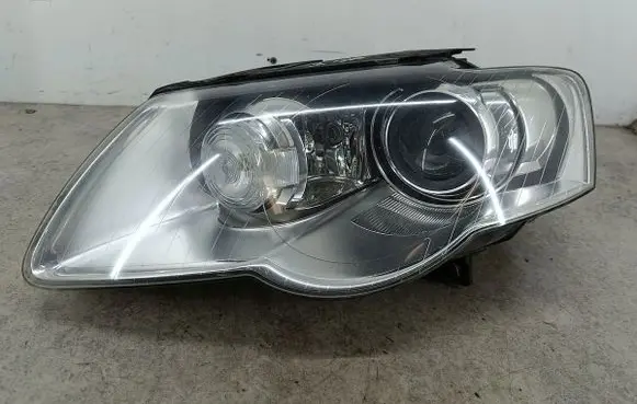 Volkswagen PASSAT B6 Headlight/headlamp 893126593D0907391B
