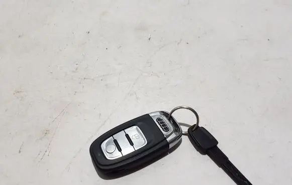 Audi A6 S6 C7 4G Ignition key/card 8K0959754D