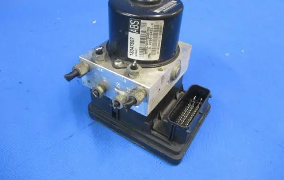 Opel Astra J ABS Pump 13347807 10020604214 20UT927807T202670E