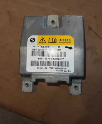 BMW 5 E60 E61 Airbag control unit/module 6957502 220434754