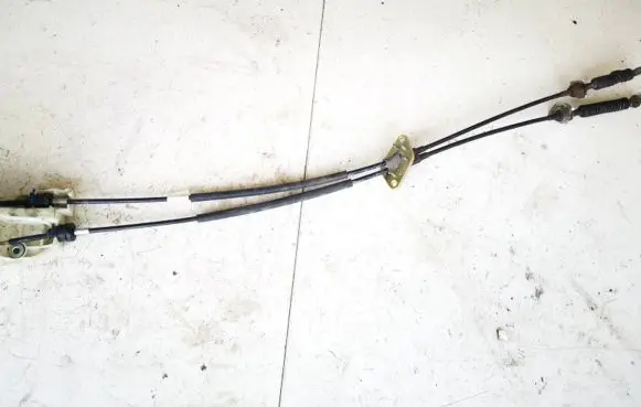 Gear shift cable linkage