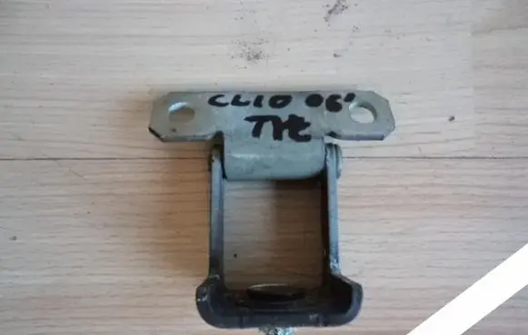 Renault Clio III Rear door hinge set 223471