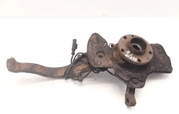 Alfa Romeo 156 Front wheel hub spindle knuckle