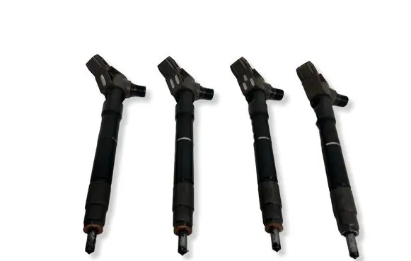 Mazda CX-5 Fuel injectors set SHO113H50