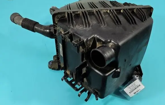 BMW i3 Air filter box 8603090 IMPRK1578599