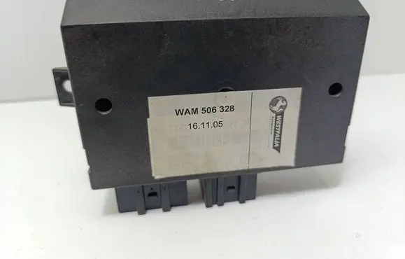 Volkswagen PASSAT B6 Tow bar trailer control unit/module 506328