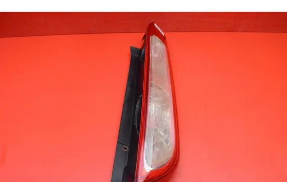 Ford Focus C-MAX Rear/tail lights 8M5113404A