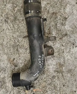 Toyota Avensis T250 Intercooler hose/pipe 173620R010