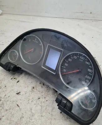 Audi A4 S4 B6 8E 8H Speedometer (instrument cluster) 8E0920900G