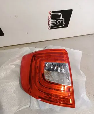 Skoda Superb B6 (3T) Rear/tail lights 69D1872X 3T9945095A